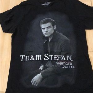 Team Stefan ! The Vampire Diaries black tee shirt